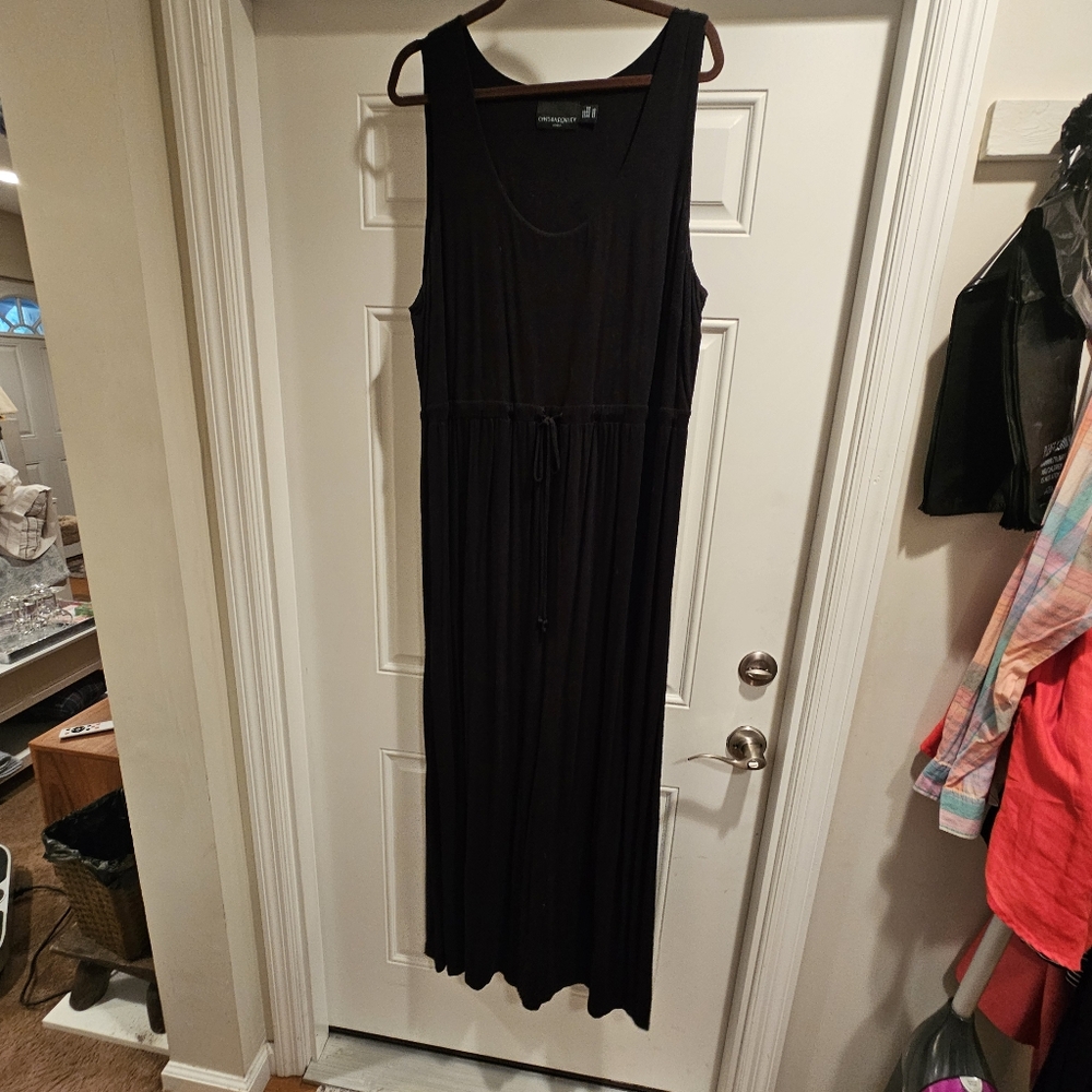 Black Cynthia Rowley Tie Waist Maxi Dress in 3X